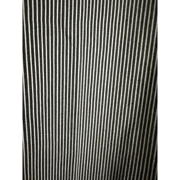 Liz Claiborne Bermuda Shorts Womens Small Black White Stripe Gold Buttons - Picture 4 of 6